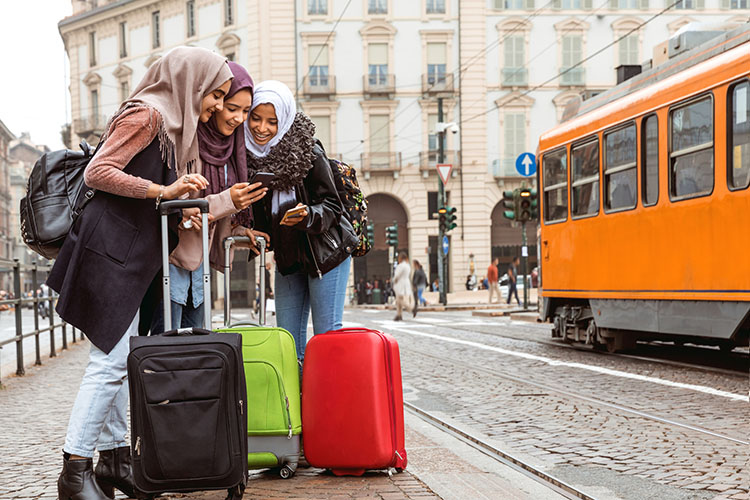 Travelers navigating in a new city